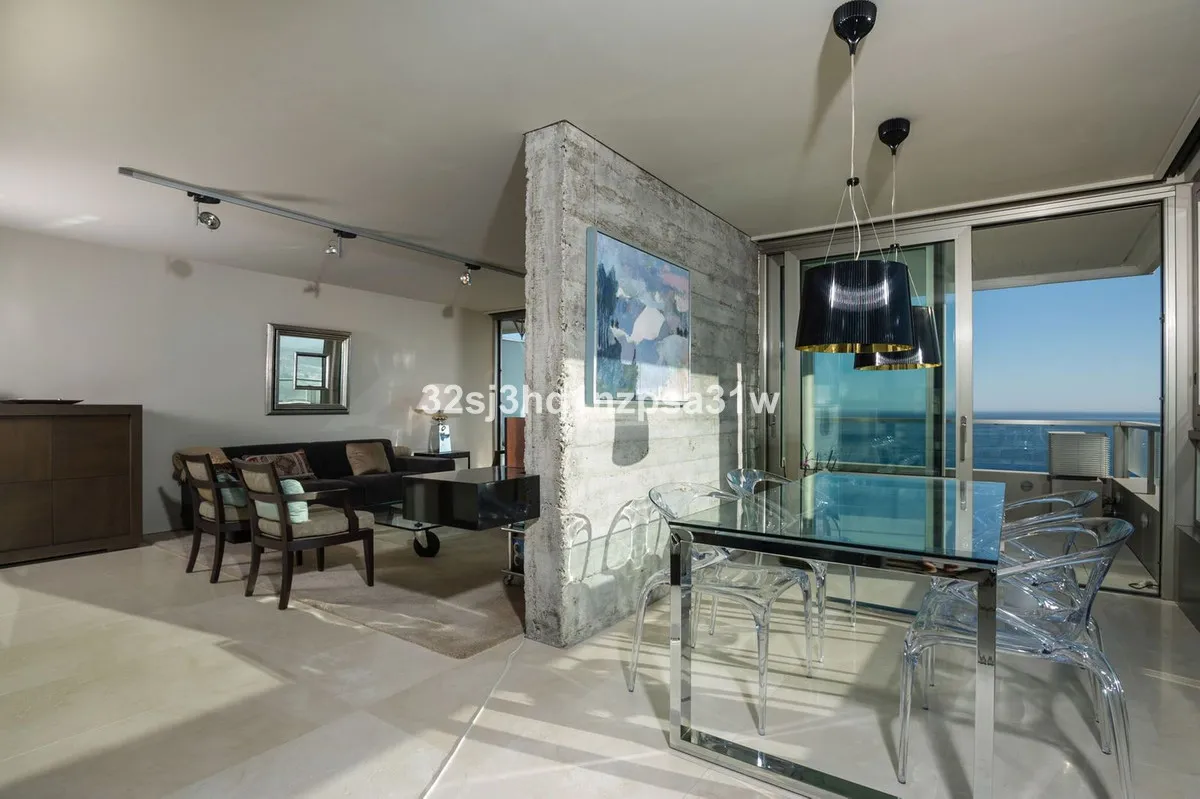 e25f74ef-930c-4218-a931-8041b790bfd1