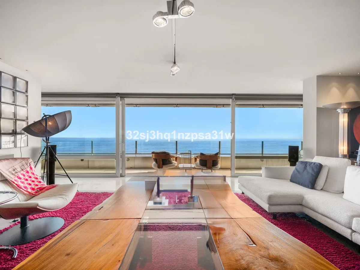 6ae1a81b-fbab-4f6a-bd16-c740e60764a3