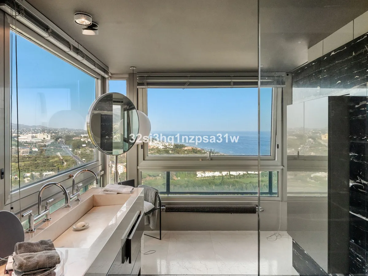 d3a11418-b142-4641-9fe7-5e5a69950657