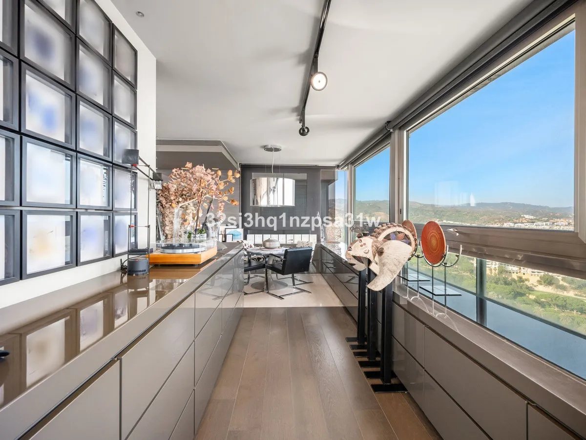 dab0cd30-7b67-45eb-8161-da686fa54d63