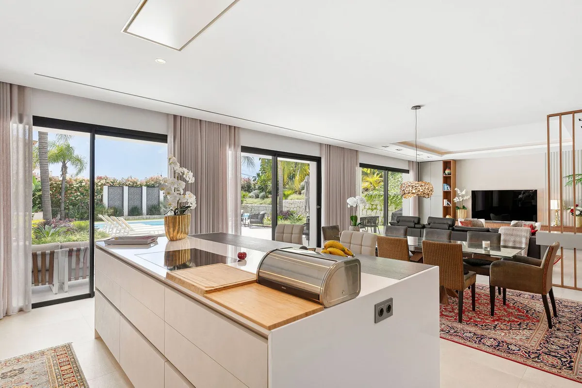 387a8acf-e8a2-48ee-b954-30764e44a77e