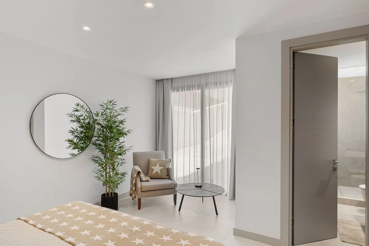 5fb6646e-7eac-46aa-abec-8e7b486c1966