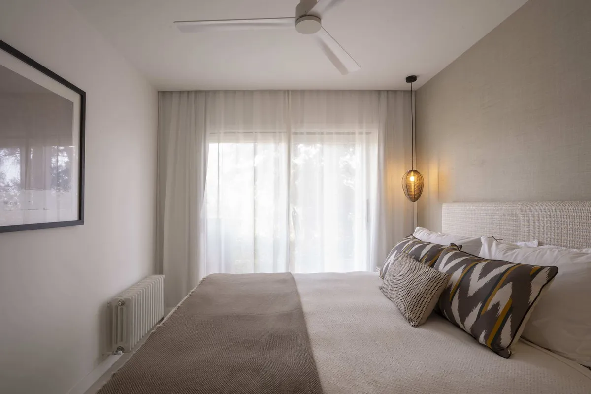 256e5f84-ab93-4e0f-ab01-006efb8d7659