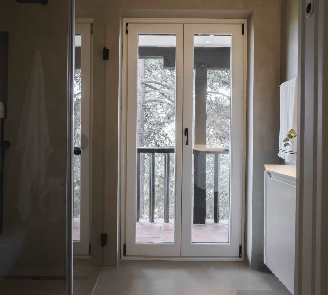 786da992-b0b3-497f-a1e3-1c3af6eea080