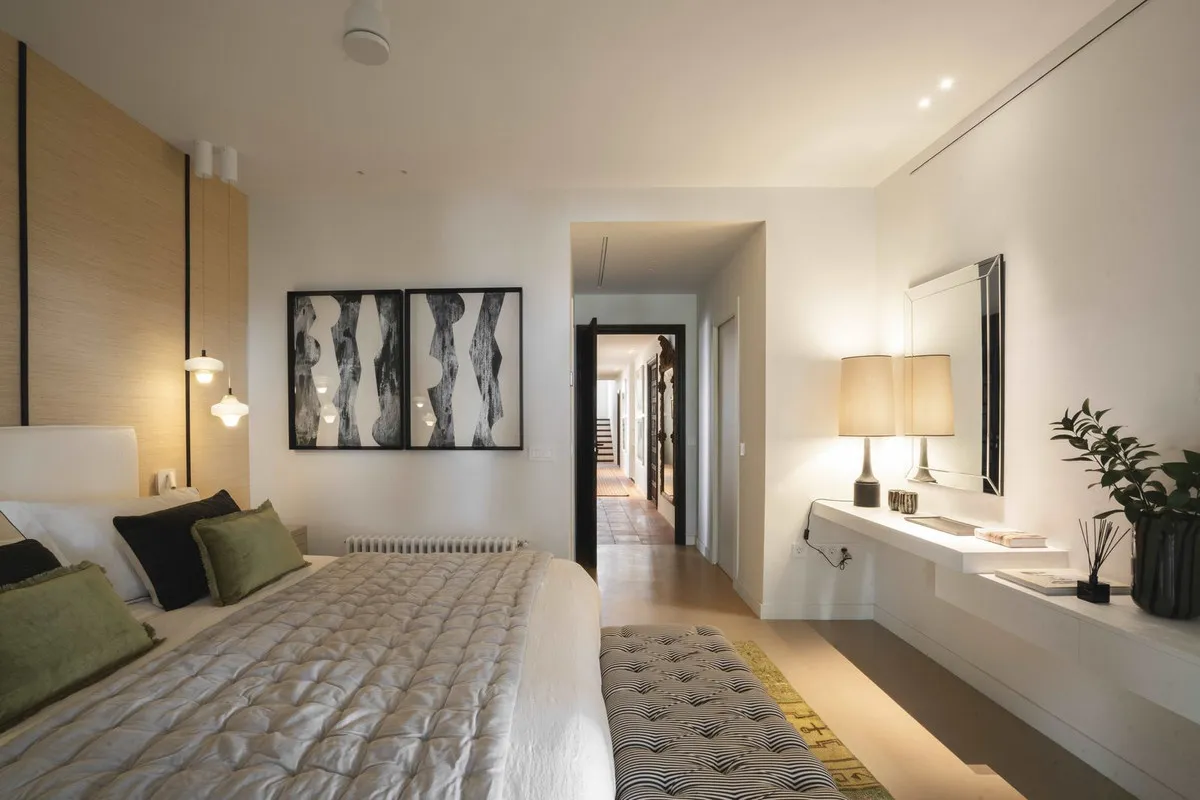 960fd423-9573-4015-abe6-11b7d7d62424