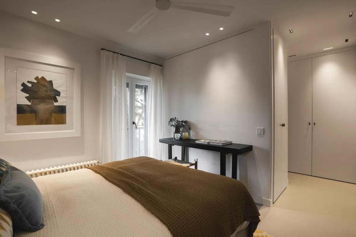 ba921497-97c6-4ea2-9f24-88d8aa60f88f