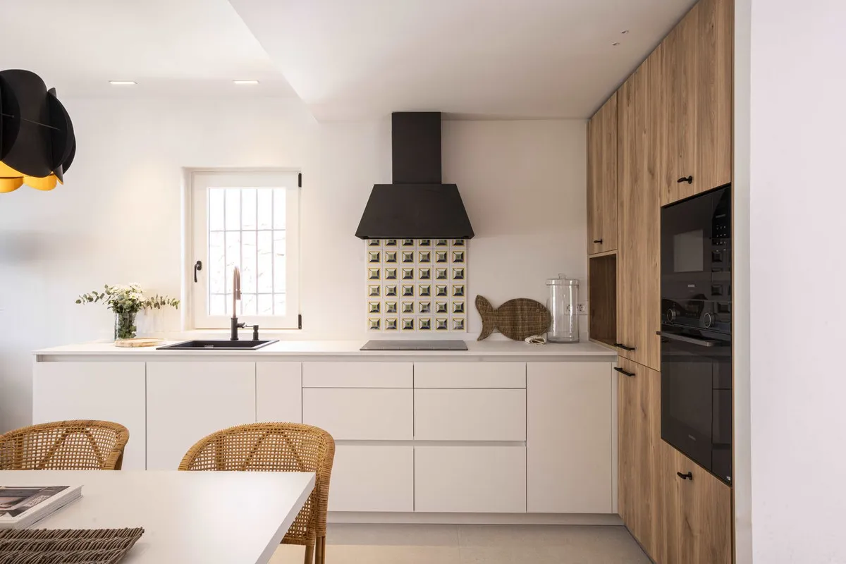 f07de46e-19c2-497b-a4e1-700cfb83baec