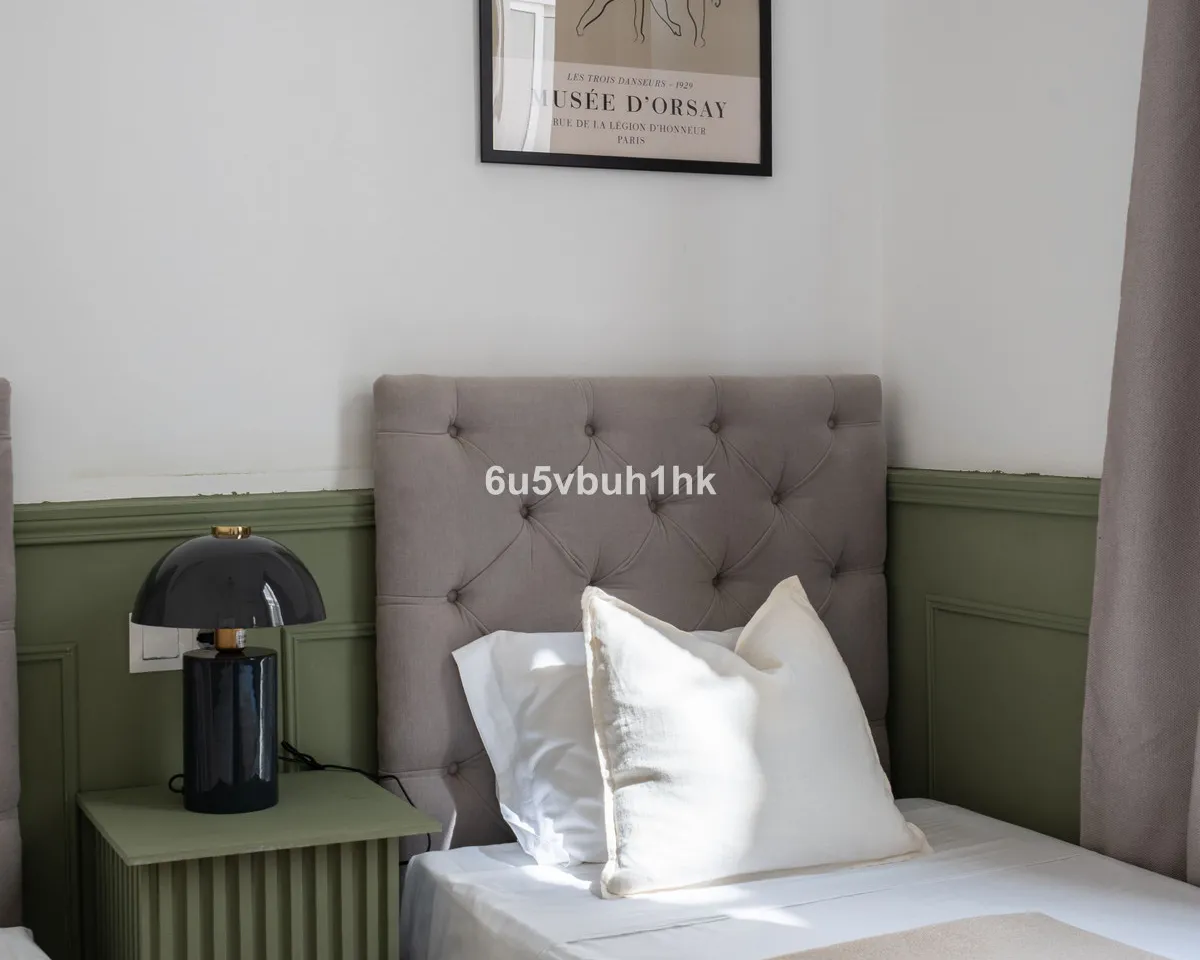 f240ba8d-479a-4e45-984a-46353ad17f3a