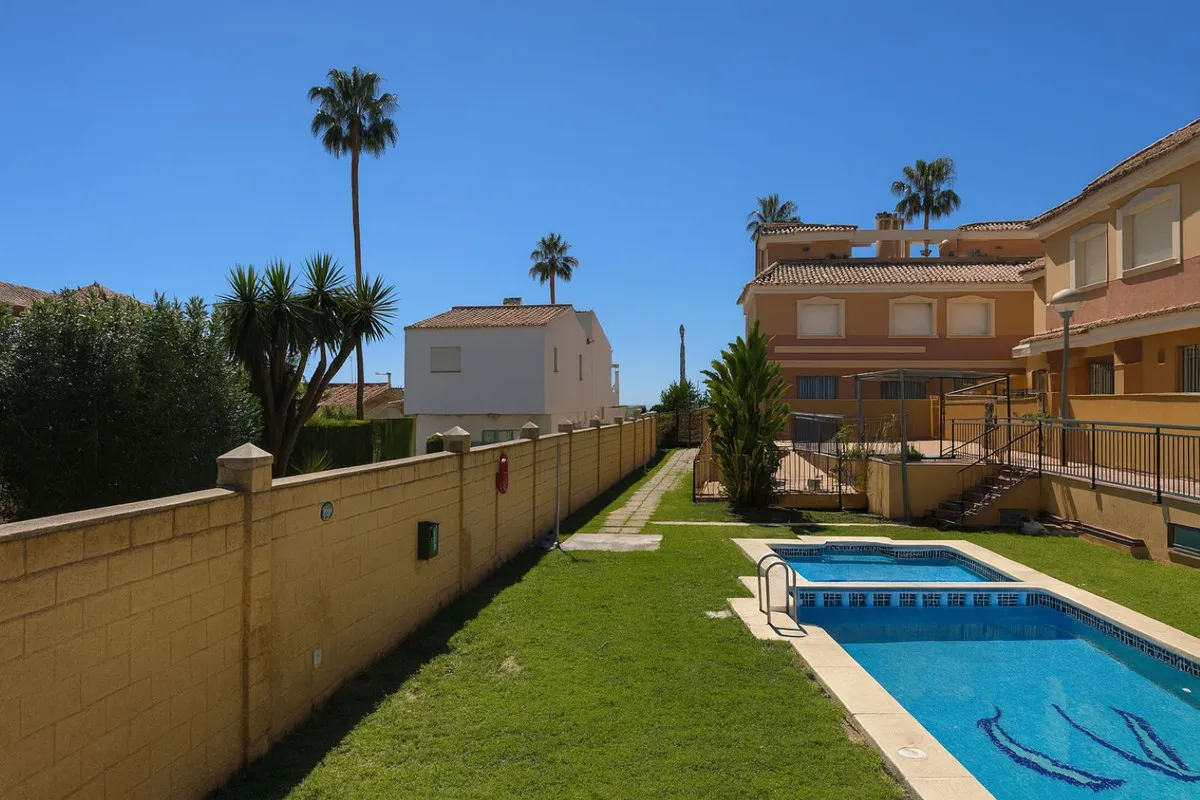 52e4ac03-8131-4ad0-8f94-270b4fe3f7da