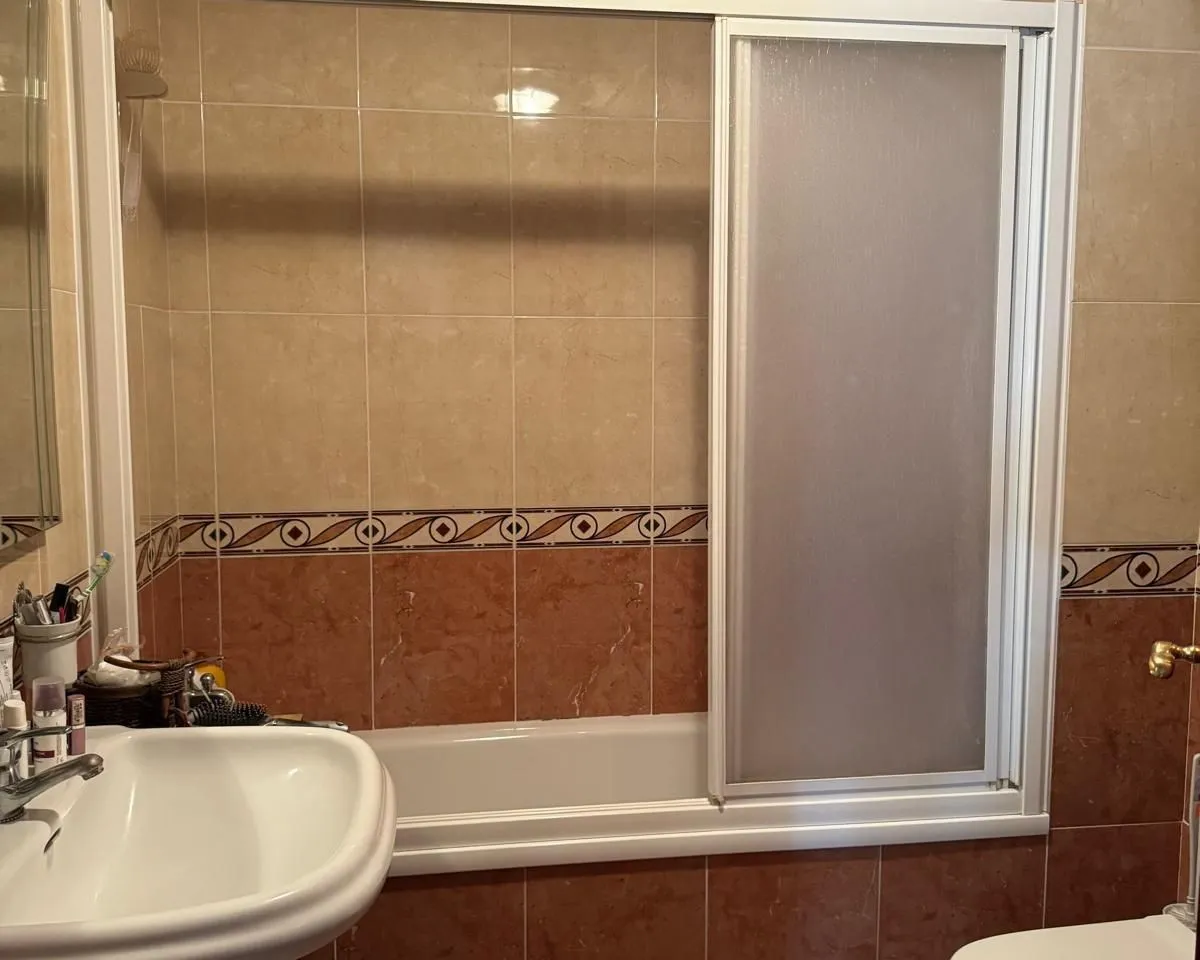 bd319258-40c3-4d43-b3ba-ee6950030d57