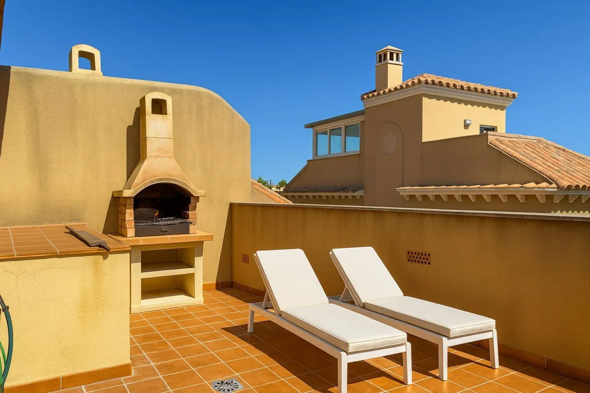 e99a5a7e-98d0-41ec-b3af-b91eb920c3fc