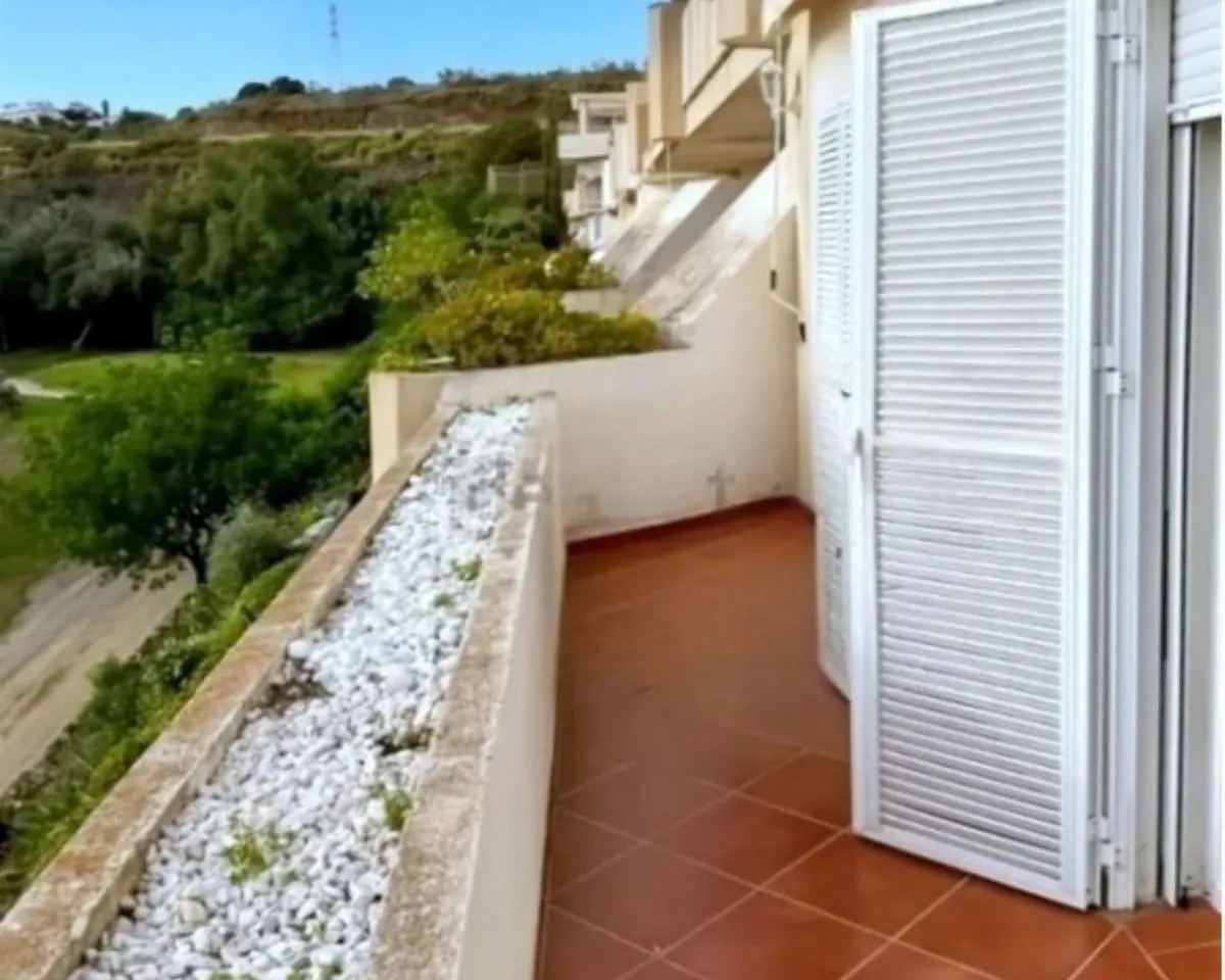 17e9bc7f-f7cb-4b4b-8fe3-100ebfaaf42b