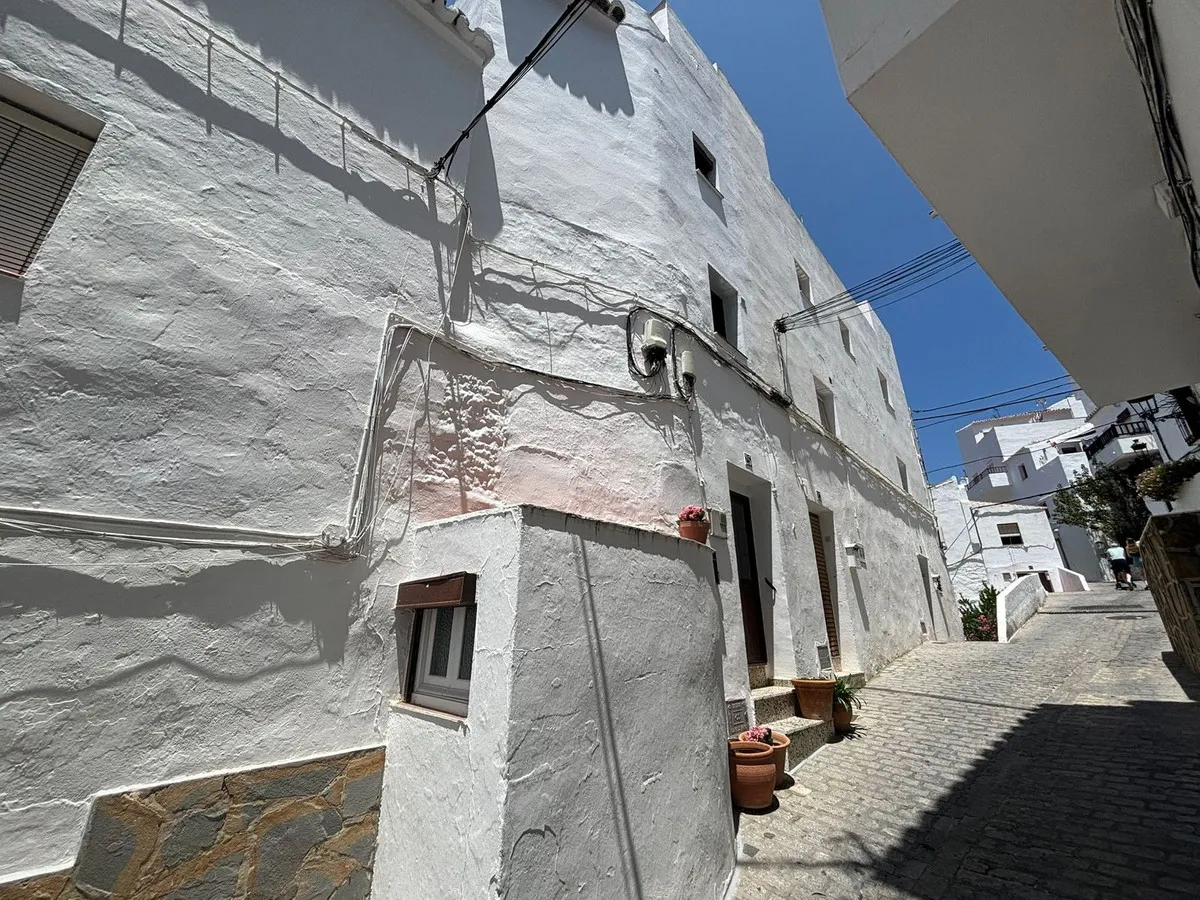 efe5d589-d62e-411f-82d4-931ba95d369e