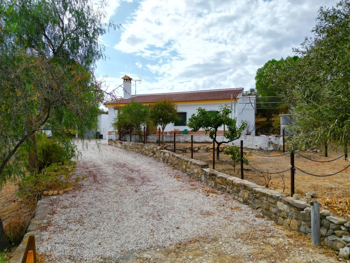 a6ad3779-5bd1-4840-bc81-9ef7b902cf62