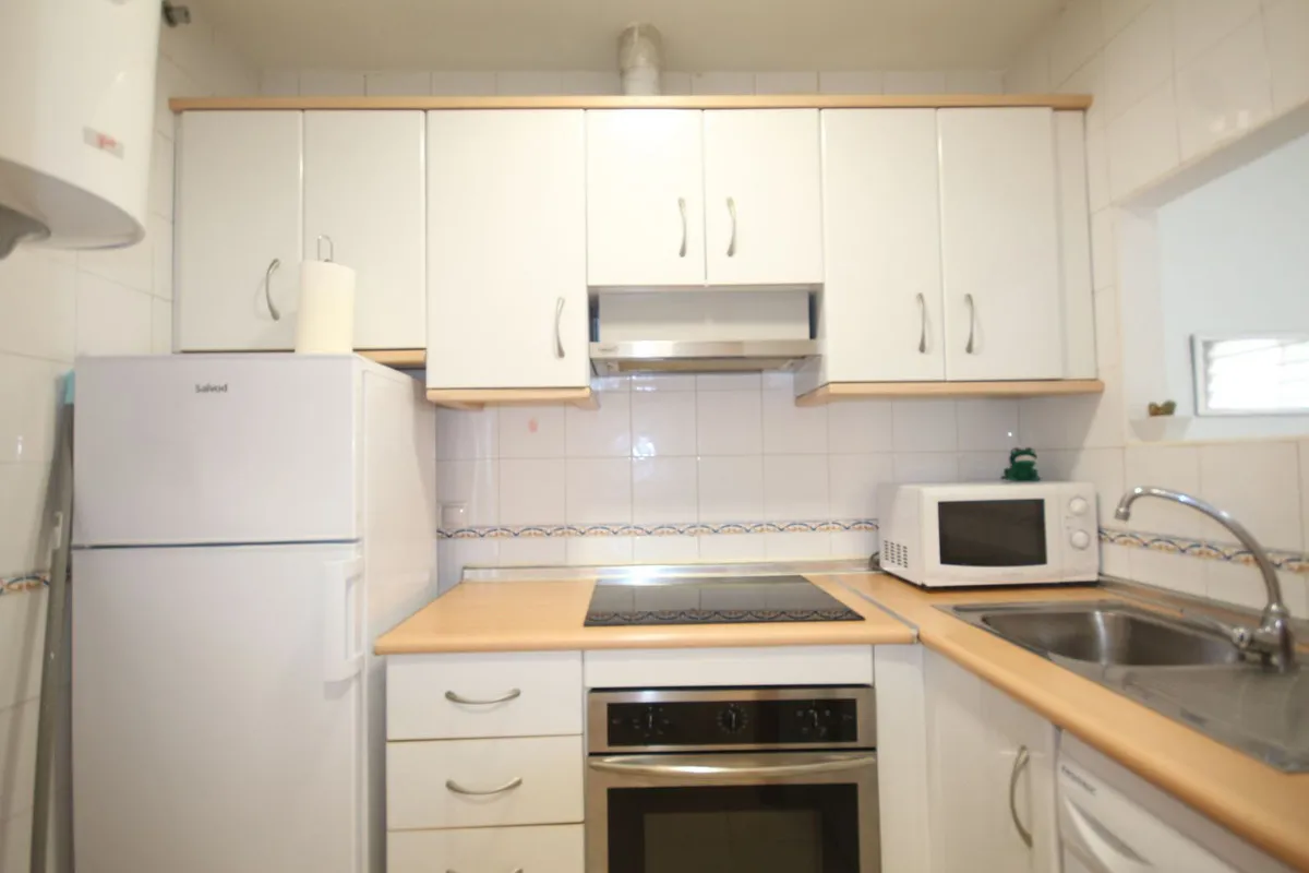 6954881c-ce67-4b7d-81a3-9b5990f9693b