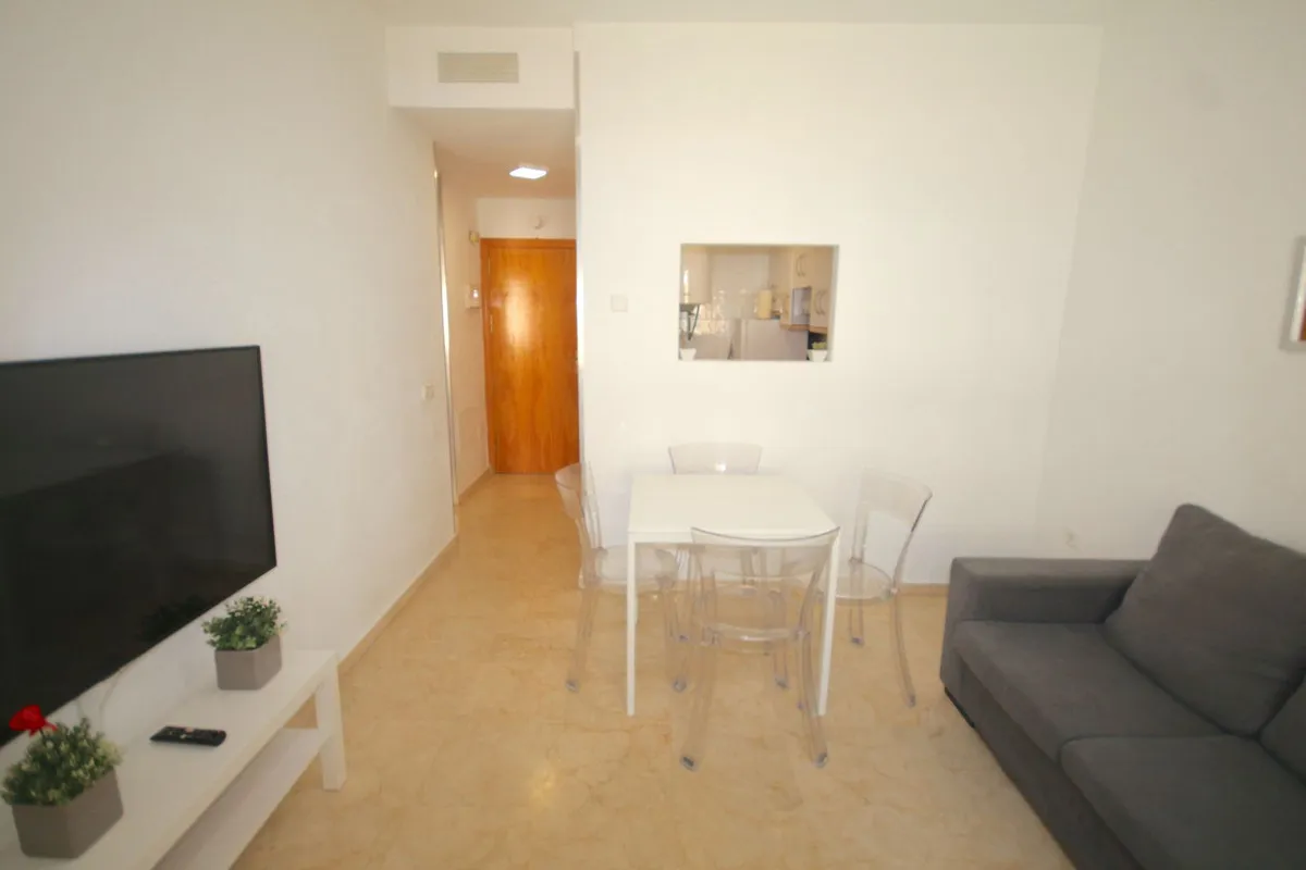 9c58d102-4614-4e6e-8885-fe4ed95dcf35