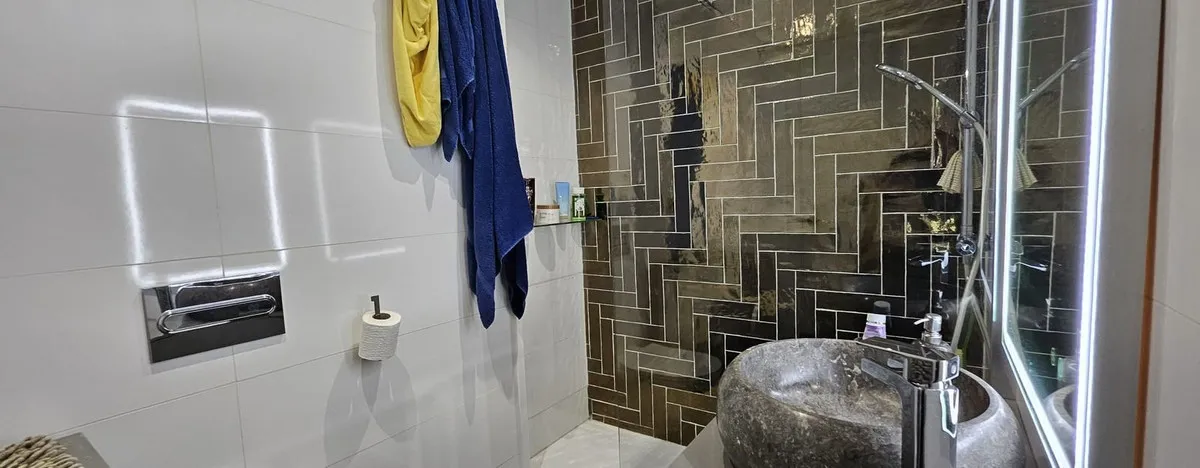 5a4ac609-b4bf-4bca-811d-fedcb3a5347c