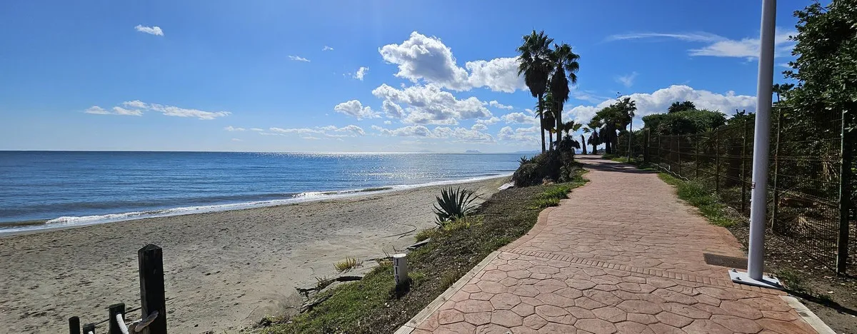 f65fb611-009f-41a0-90af-06e39594281c