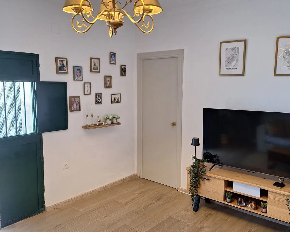 f52495b4-c8c5-4f39-a553-89eb41bf3ed0