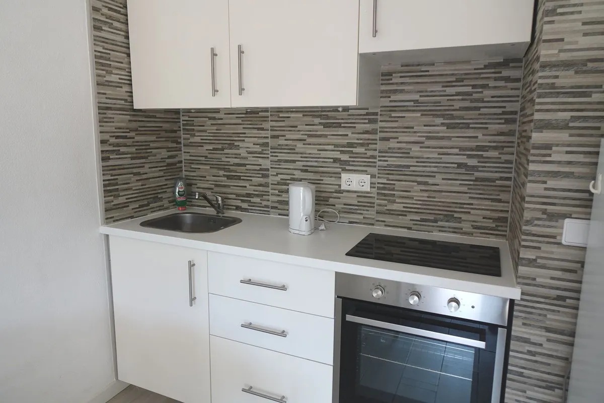 771c6306-9e7c-4f59-8c19-31c109f8d446