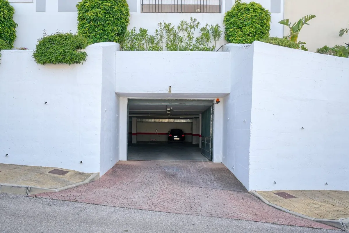 6ca60998-f0cb-4ef7-bff5-c1c31b7dbf2e