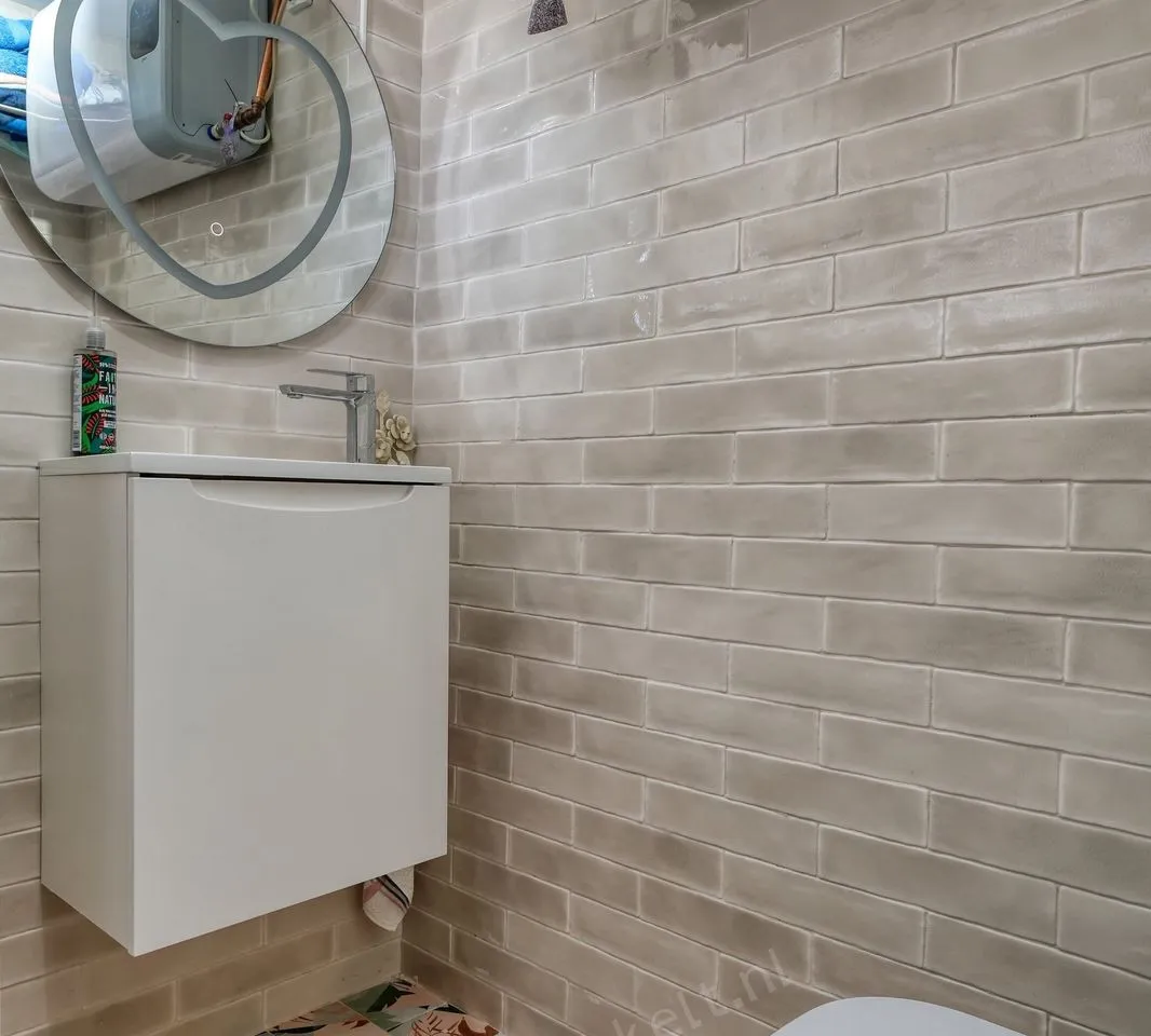 73aa3f84-4669-4ca4-be9c-fdeacdf942d0