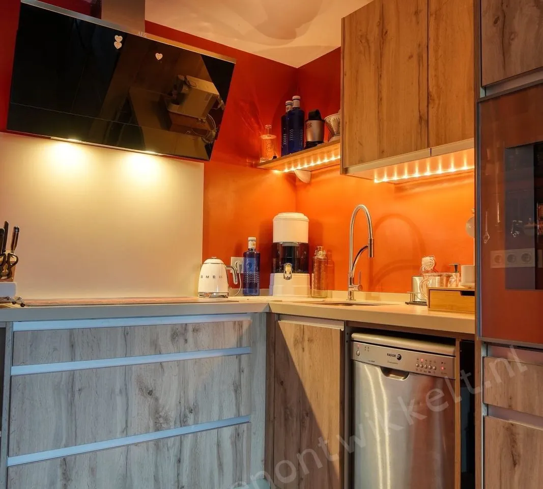 95a78fe0-c81f-4c87-9641-8b31b5cf3efd