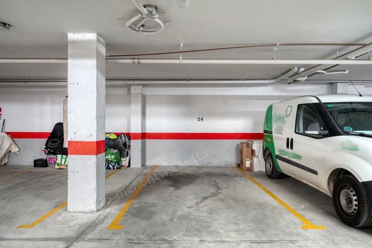 c120845c-6e48-4942-bbc0-becaa4326e47