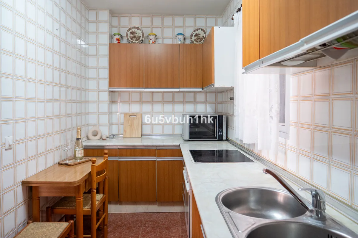 2a6b5dca-6974-439b-9e1e-f546cb1a0f1f