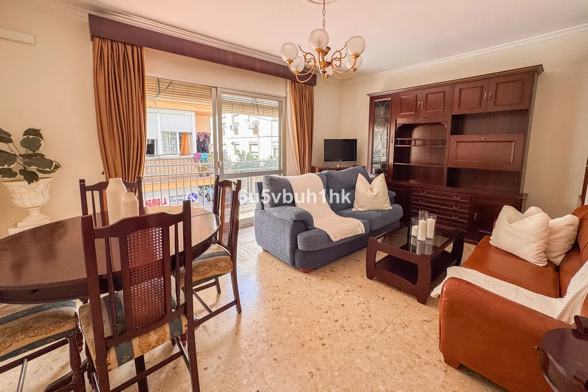 Spacious Fuengirola Apartment with Renovation Potential