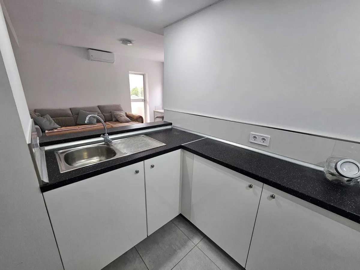 e5c62248-13e6-4ecb-b1b5-5bd42b63ee4f