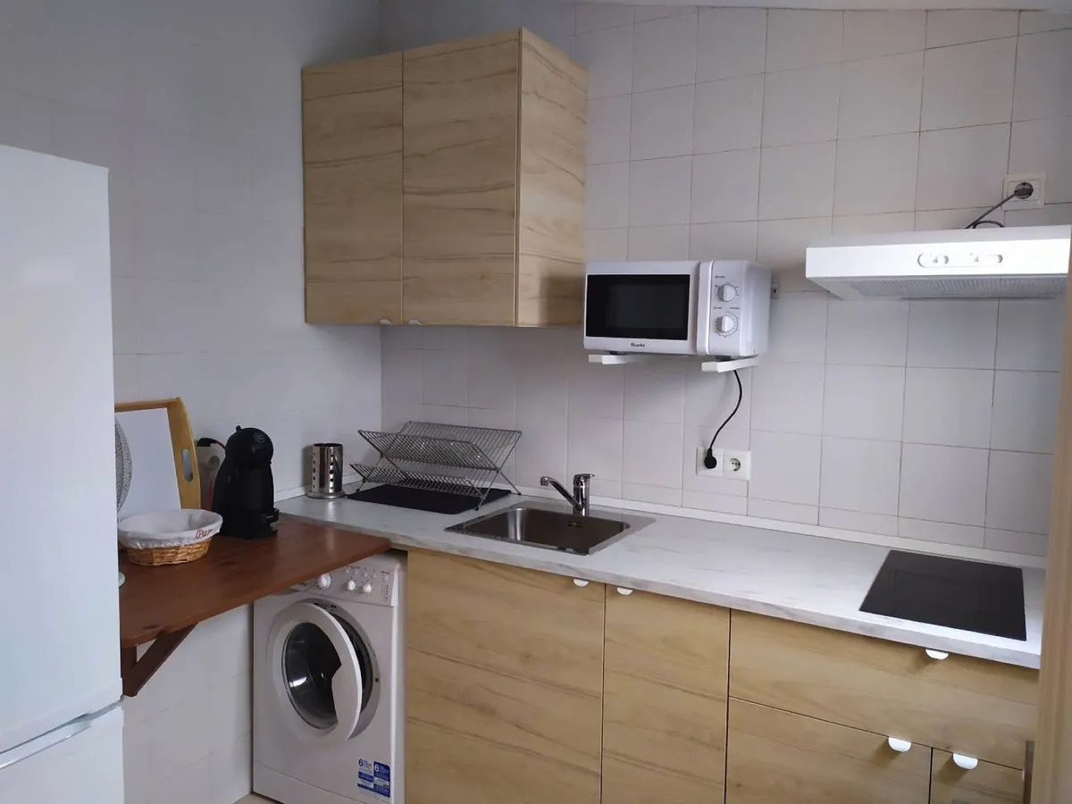 b7066fa6-bff8-48a7-b548-0abbb7fb015f