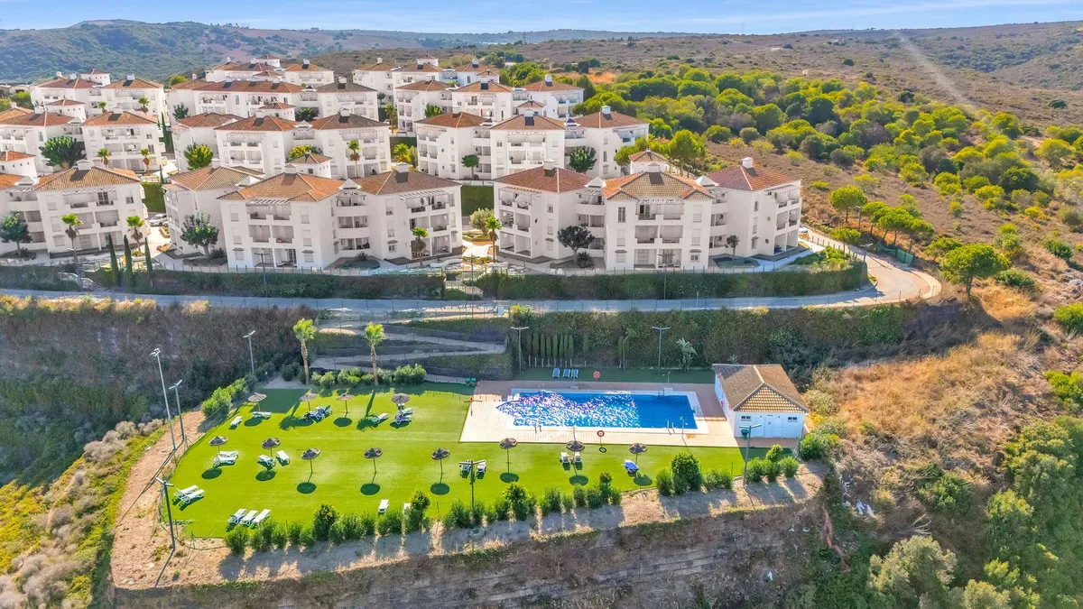 3b34ccb3-9532-4533-b1e8-e87e4d3429d3