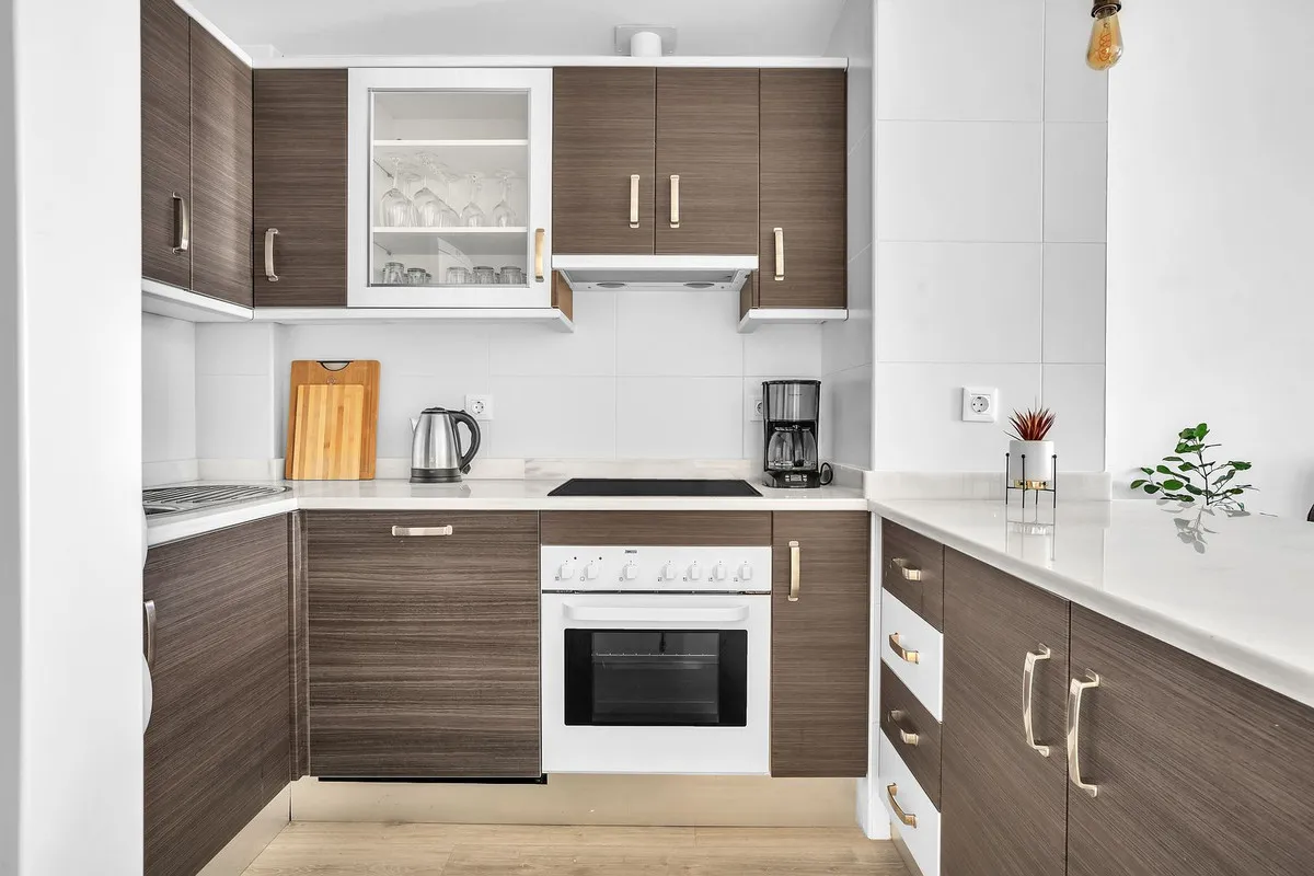 9fe28d6c-67dd-449f-a600-3c0ef5517e62