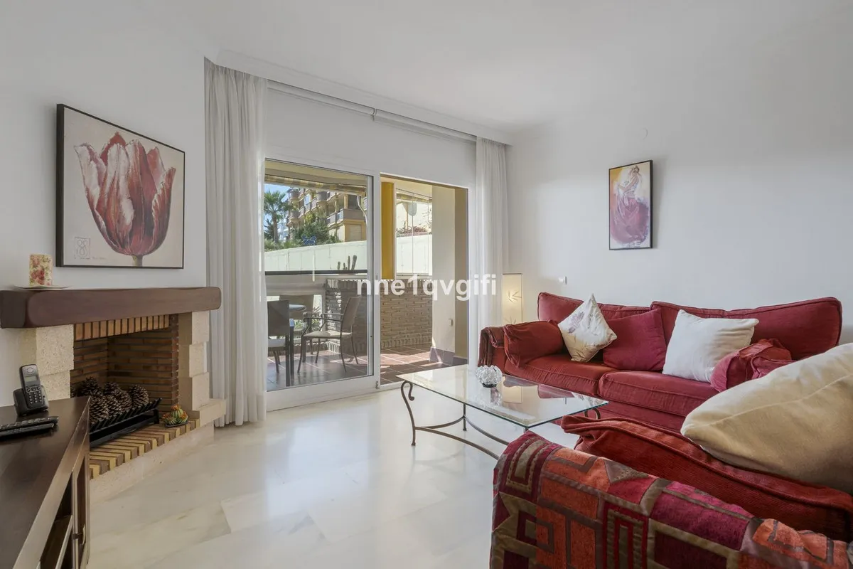 064c5970-5e98-4e28-b798-26ef59e3a980