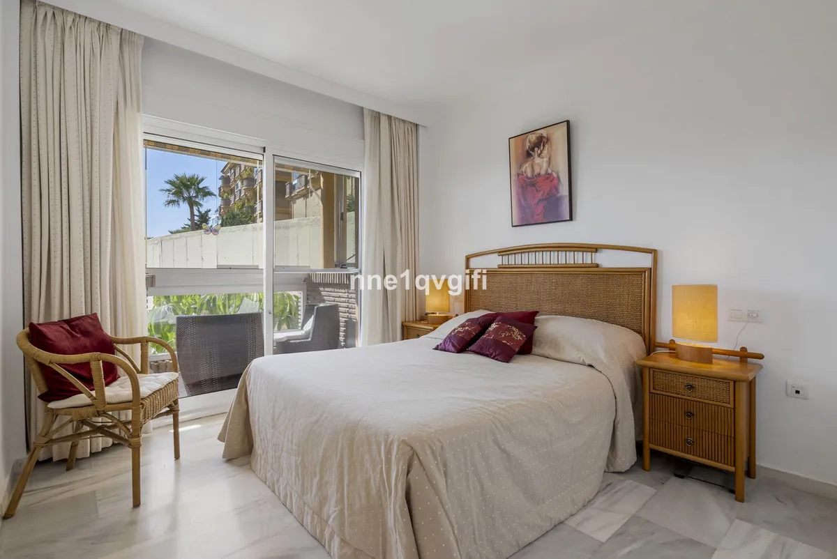 0a02e900-5bb0-4e50-8713-a43d8d2246eb