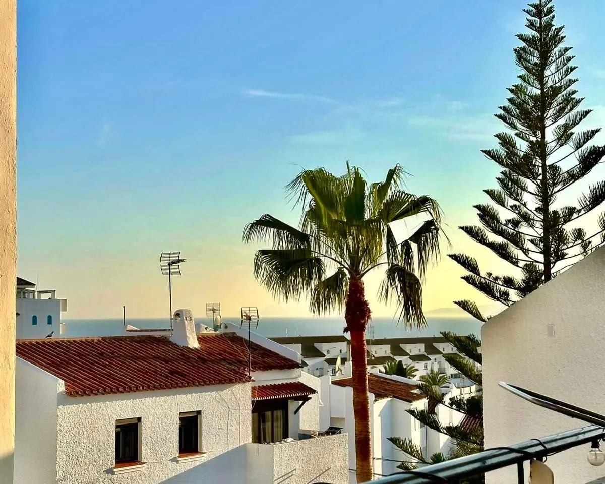 cb467b74-521f-47dd-9934-a3ebe8cd0296