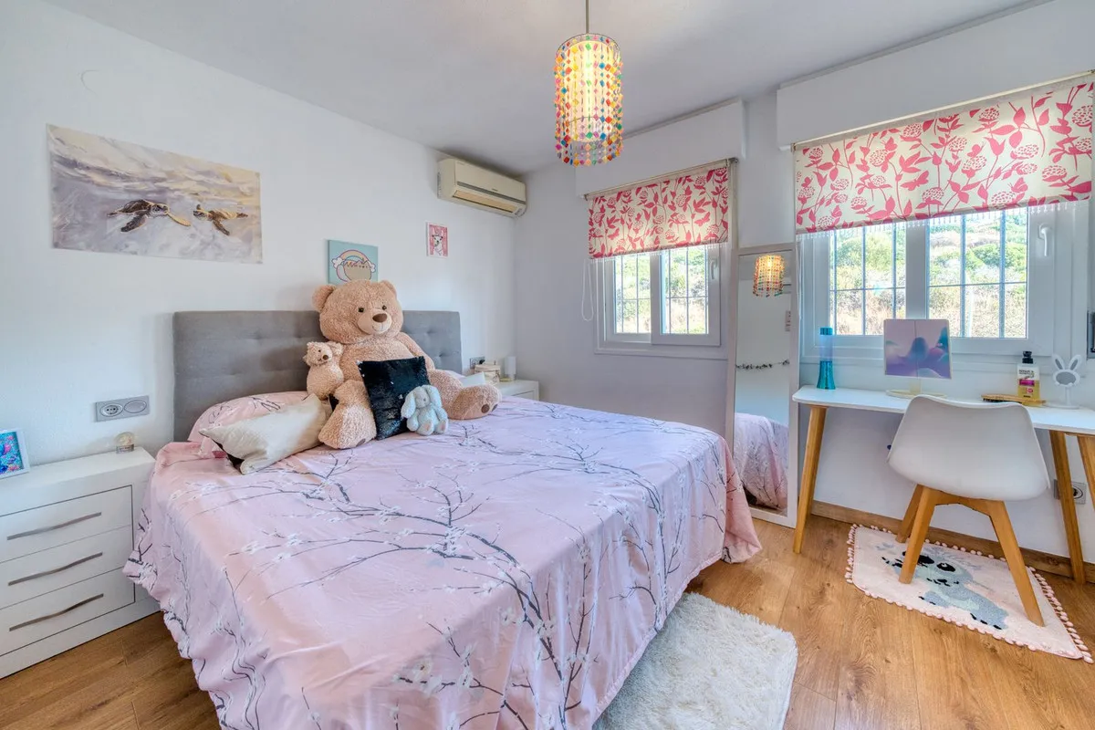 c96fef29-0ab8-45f2-9cb8-2c12b4f102f3