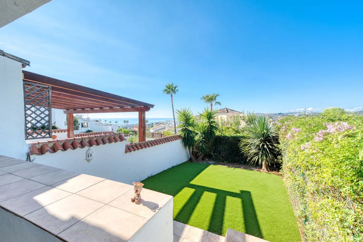 dbde2b11-9033-4ae5-a35c-ebde9535fe2a