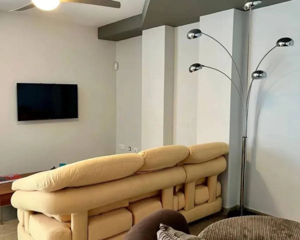 b76b2c4d-bb94-4a8c-b2a1-87e62ddcf730