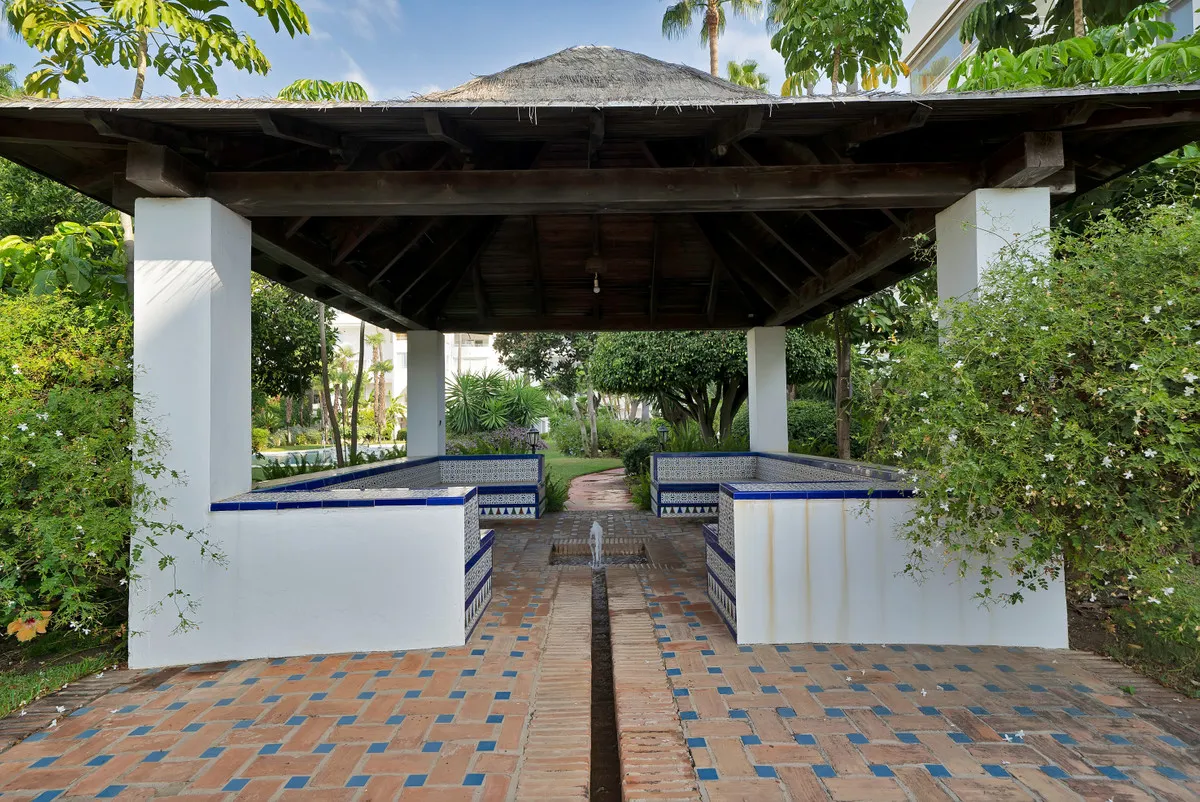 ab47bbaa-1125-459f-a3b4-5861e87afe4b