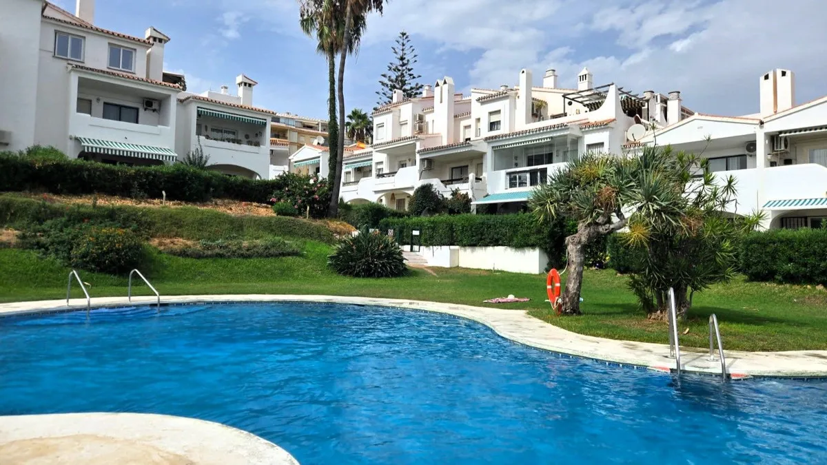 29ee080c-2f4e-47b8-b096-cd86791e6e5f