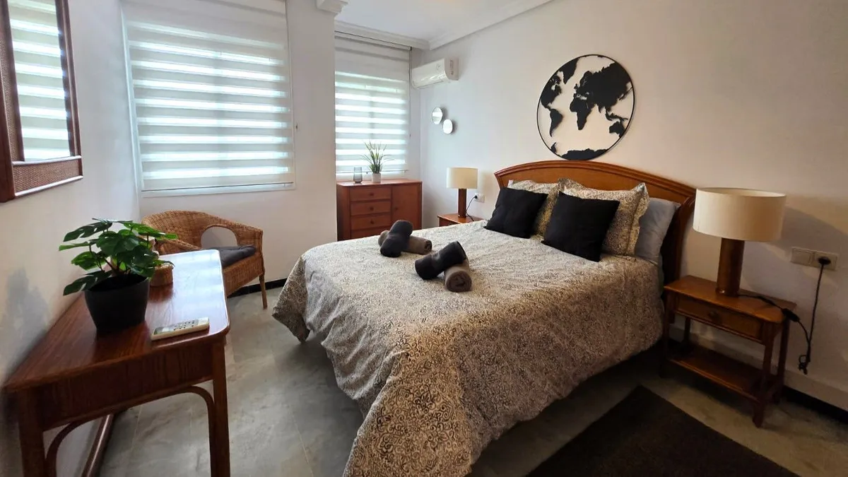 7040106f-bdaa-4b34-8008-a74981098f14