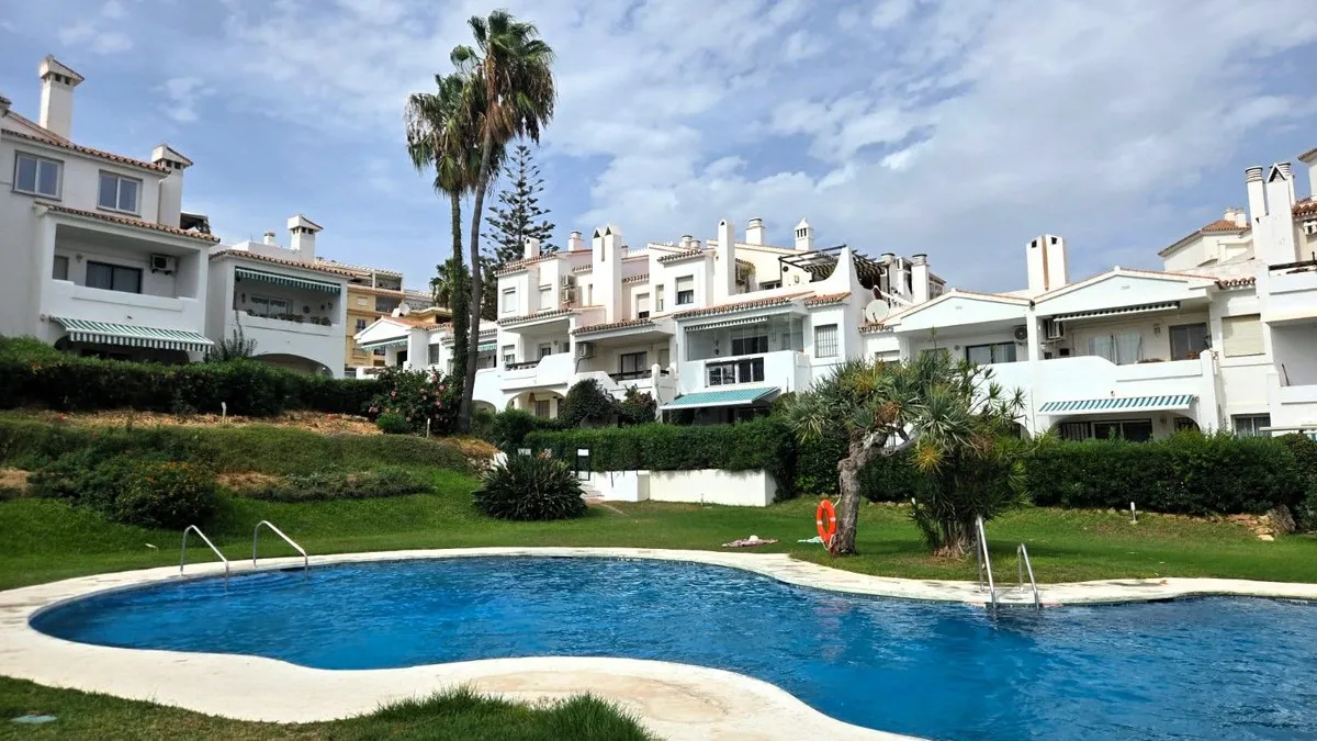 937fbcc7-c7c9-4d05-a05f-832744f64f8c