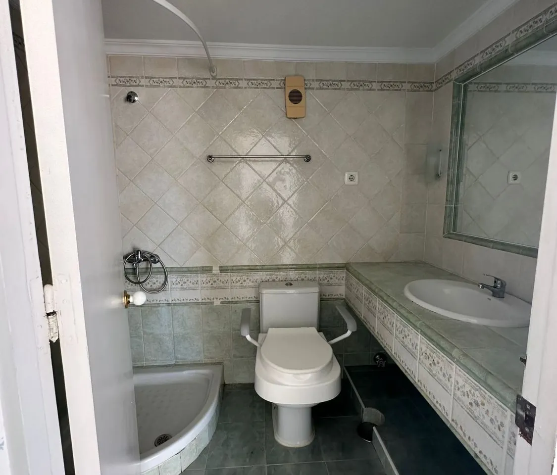 c8d56c24-714d-4173-afed-9beb6b0972b2