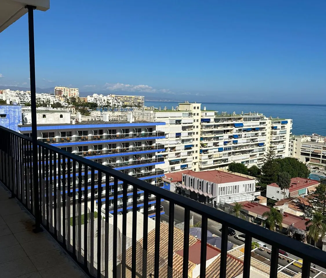 dbf7270f-daeb-4fab-bfc8-cf280081cc34