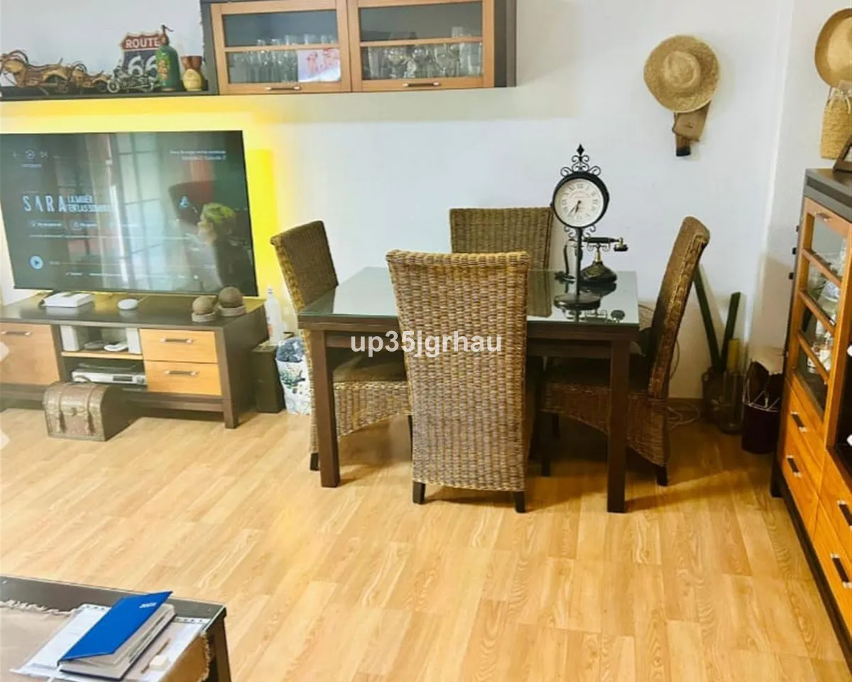 8e360304-bb71-45de-9eee-95a1abb408ff