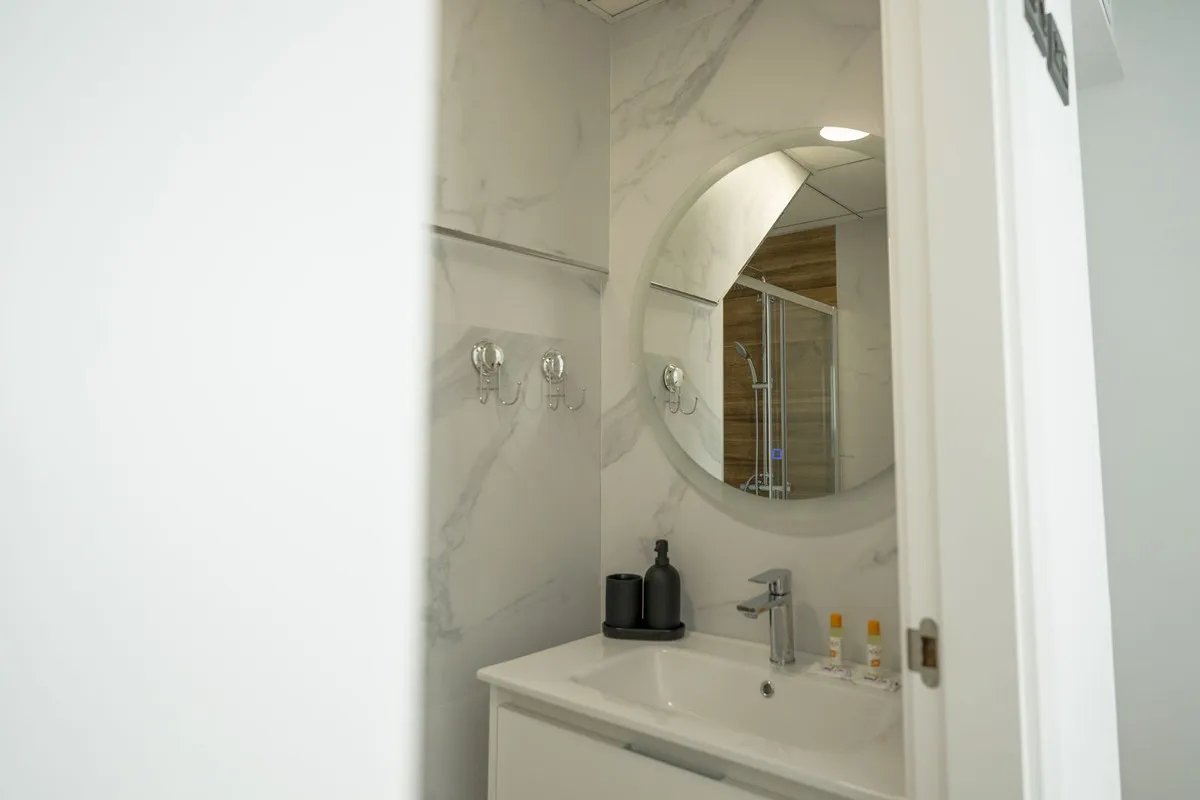 82a566cc-b774-4eda-b284-8be2efc43d1b