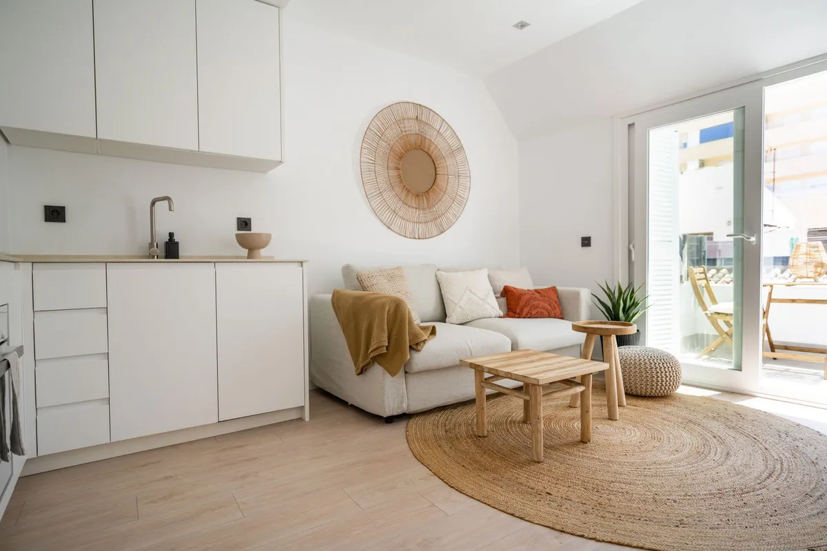 92fb743c-9c4c-482a-8386-83f37208d896