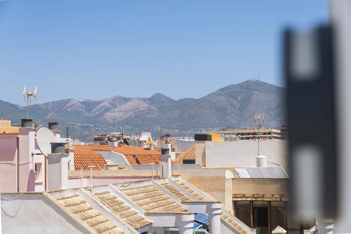 b16c13ea-6764-48bf-bf2a-efeb8c93af82